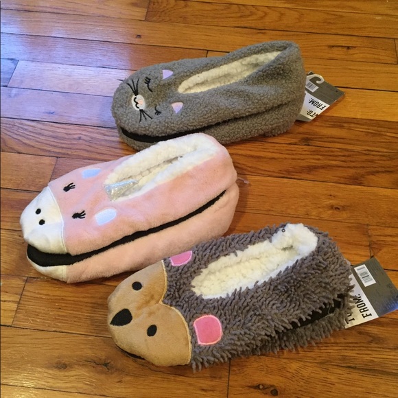 NWT- FREE COZY SOCK-- when you BUY 1 - Picture 3 of 4